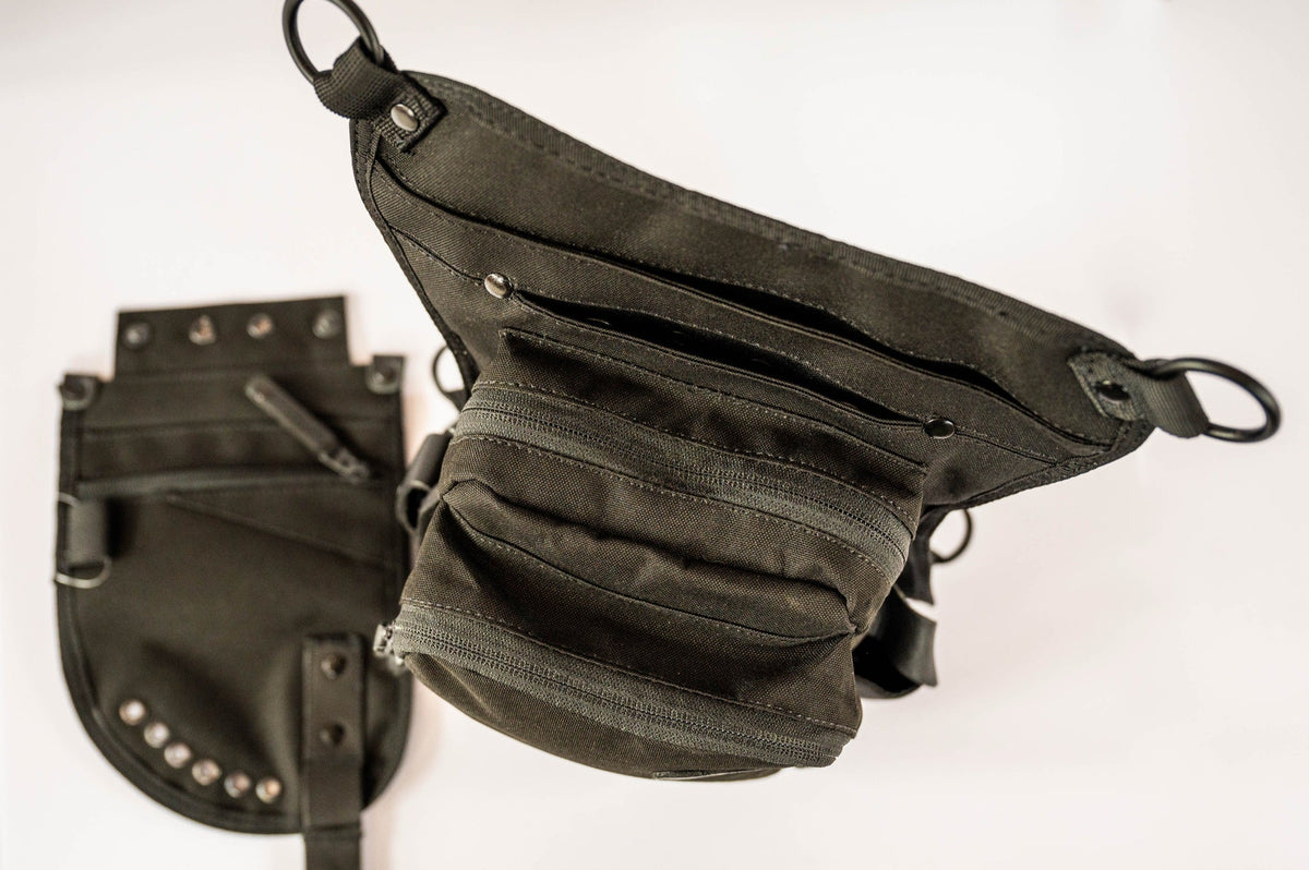 Diamondback in Black/Black, open
