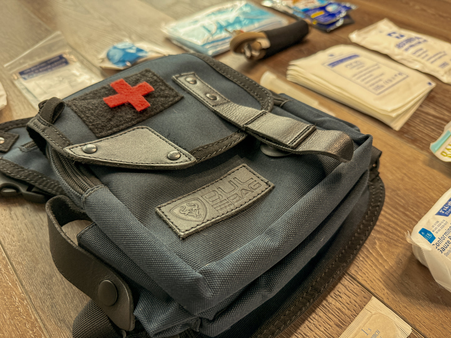 The Saddleback Navy/Black