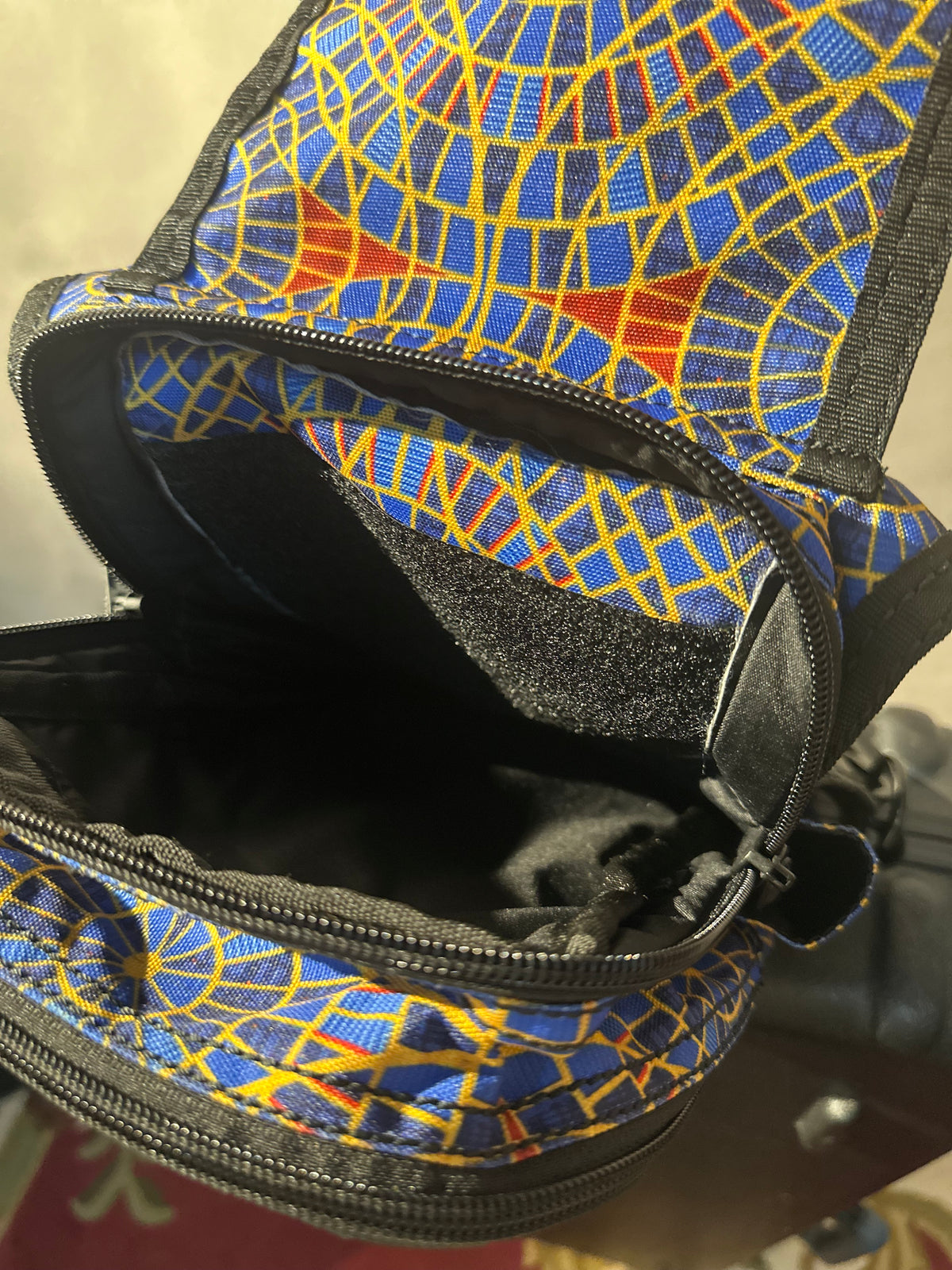 Con Carpet Tile Bag