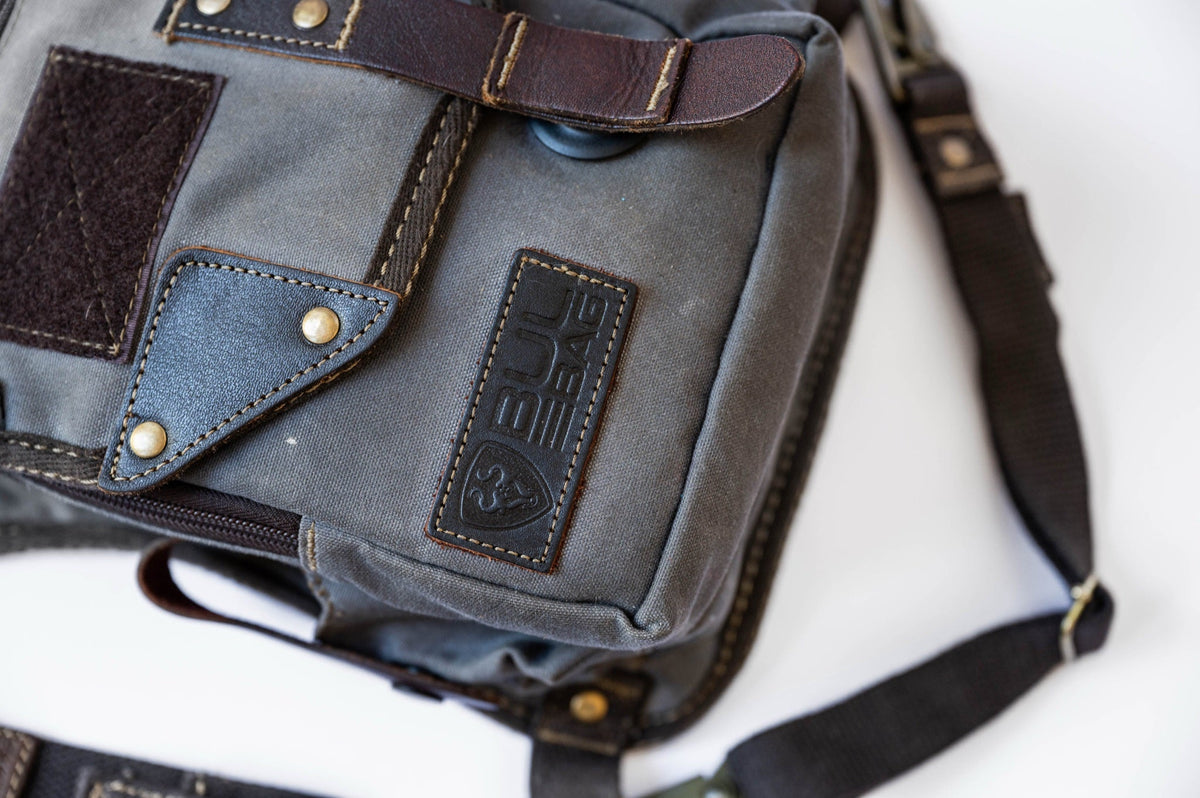 Brookshire in Slate Grey/Havana, leather and brass detail