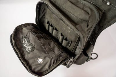 Diamondback in Black/Black, organiser pockets